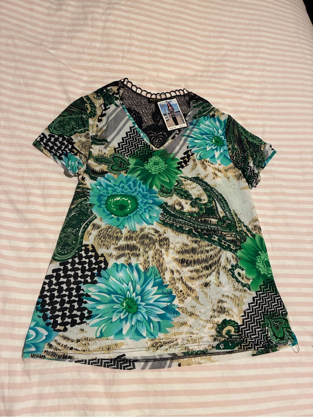 Green Floral Print V-Neck Short Sleeve Top